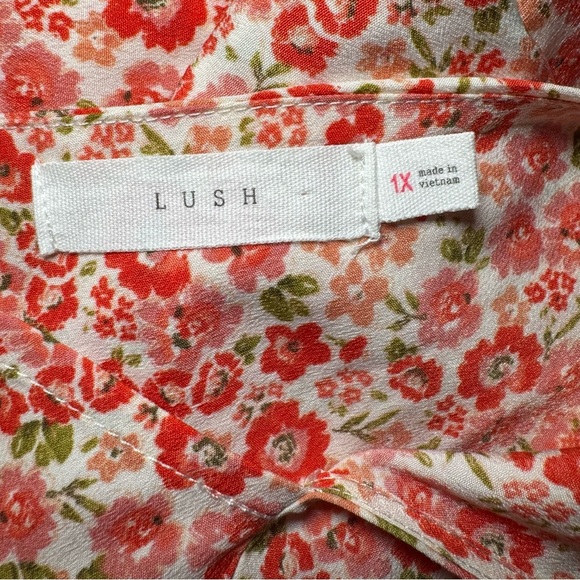 Lush Floral Square Neck Top with Keyhole Back in Pink - 1X - Picture 5 of 5